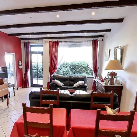 Le Lys Hotel