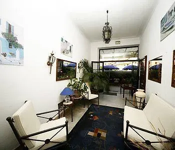 Le Lys Otel Juan-les-Pins