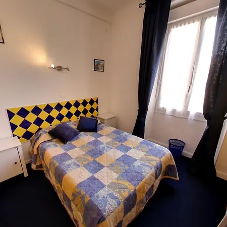 Le Lys Жюан-ле-Пен